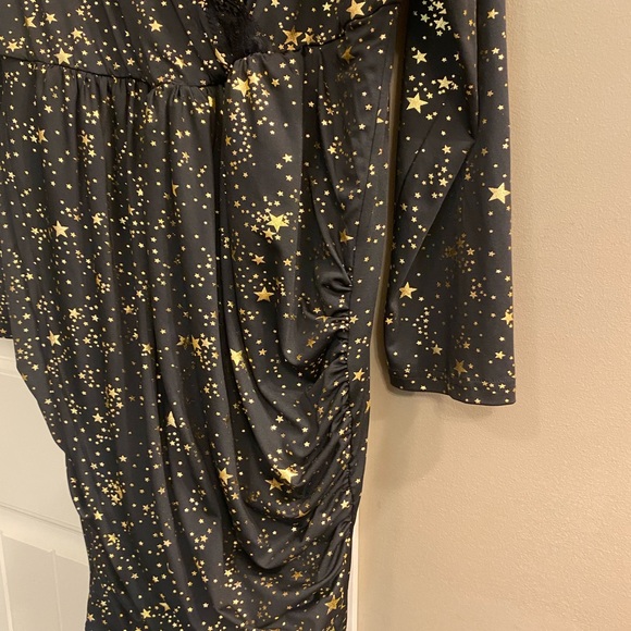 NWOT Black dress, gold stars. Never worn - Picture 5 of 6